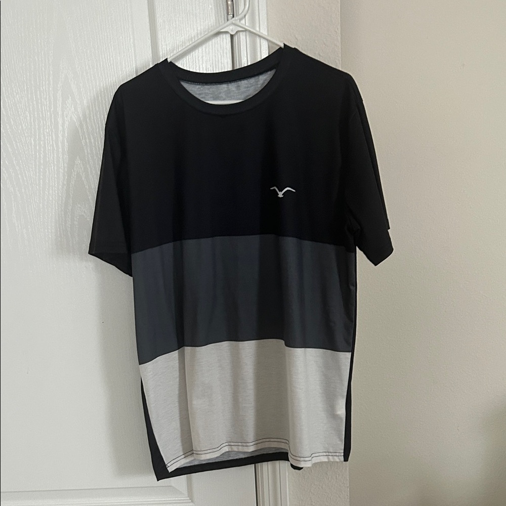 Stylish Black, Gray, and White Colorblock Tee